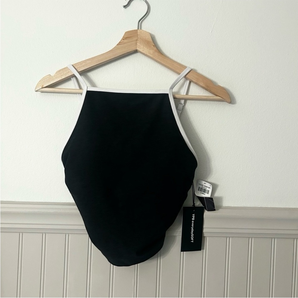 ⭐️ NEW Abercrombie & Fitch YPB XS Black Cropped Soft Top Padded Bra Tank Top